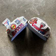 Load image into Gallery viewer, 1995 HOUSTON ROCKETS CHAMPIONS SNAPBACK - OSFA