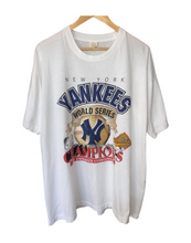 Load image into Gallery viewer, 1996 NEW YORK YANKEES WORLD SERIES CHAMPIONS TEE - XL