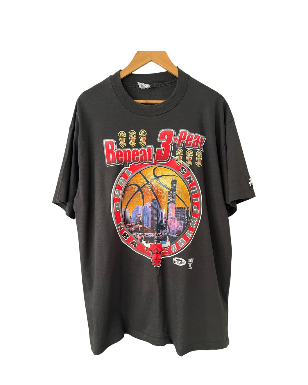 1998 BULLS 3-PEAT REPEAT TEE - XL/2XL